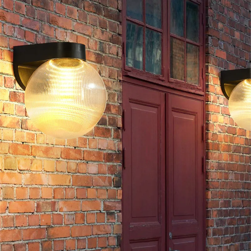 Sferyczna zewnętrzna kinkiet I – Xl Outdoor Lighting recenzja i cena