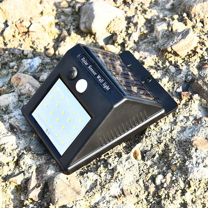 Solarna lampa ścienna z czujni – Outdoor Lighting With Motion Sensor recenzja i cena